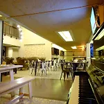 Tibera Hotel Ciumbuleuit
