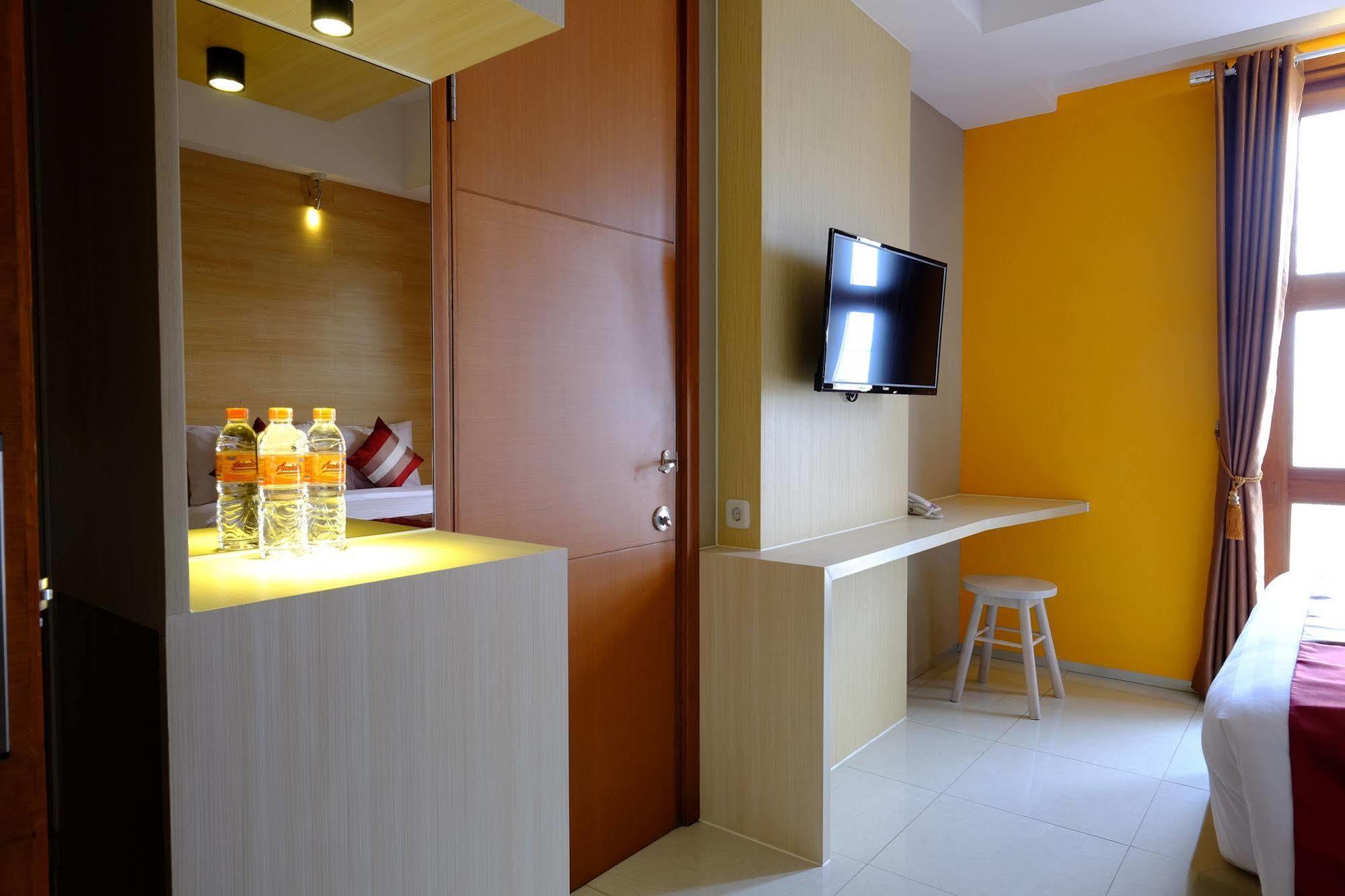 Hotel Tibera Ciumbuleuit 3*