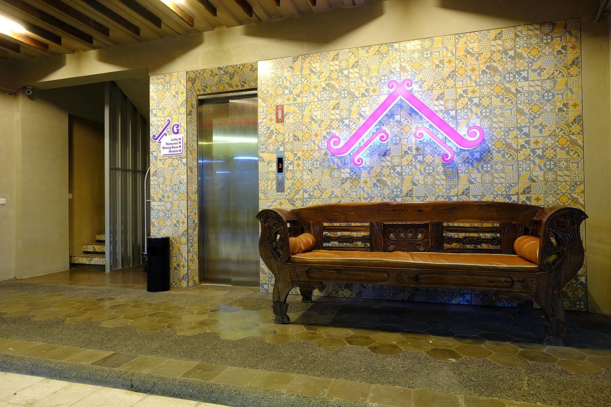 Hotel Tibera Ciumbuleuit